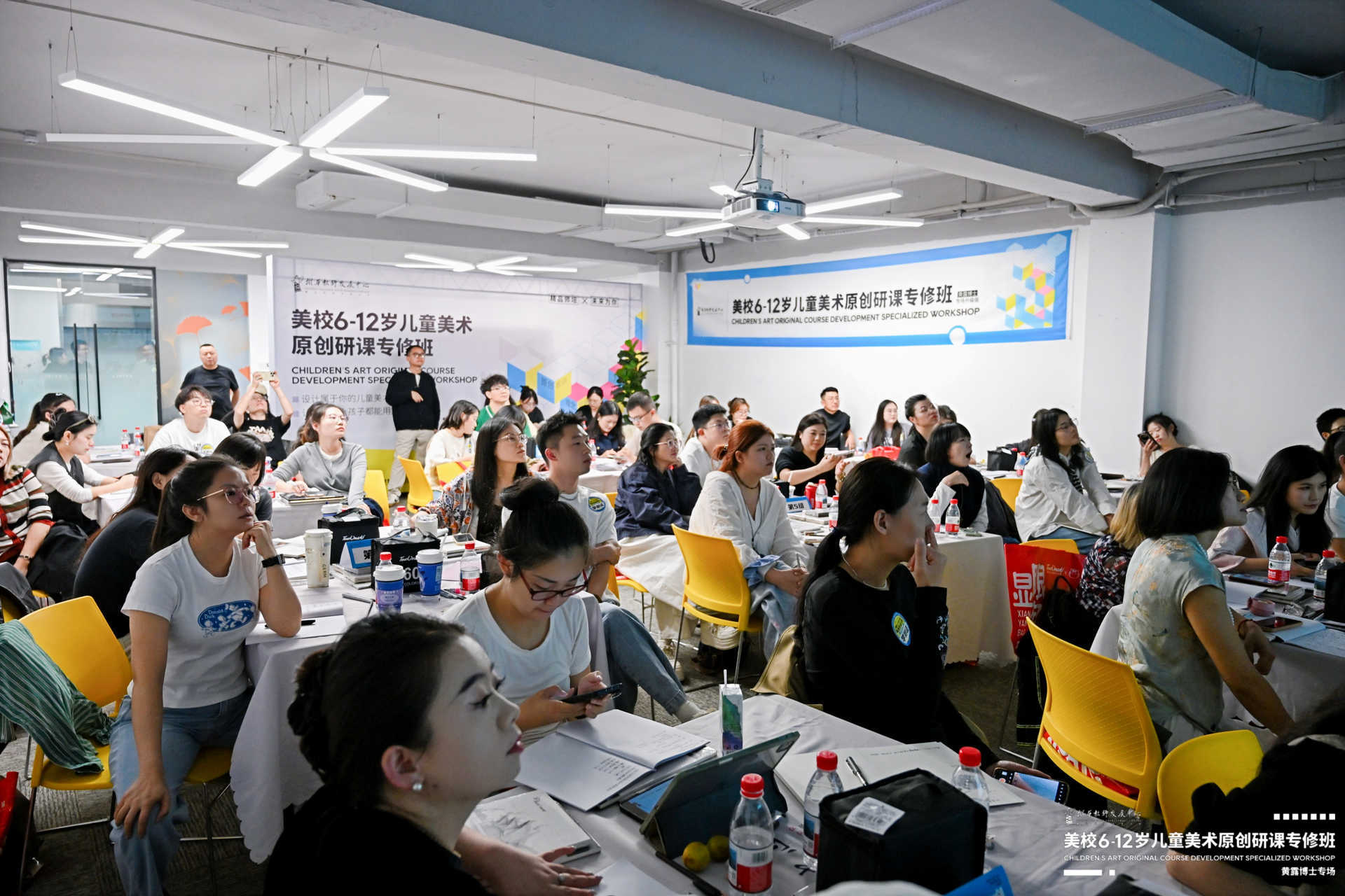 _20251112103611_1251_200 优发国际·随优而动一触即发